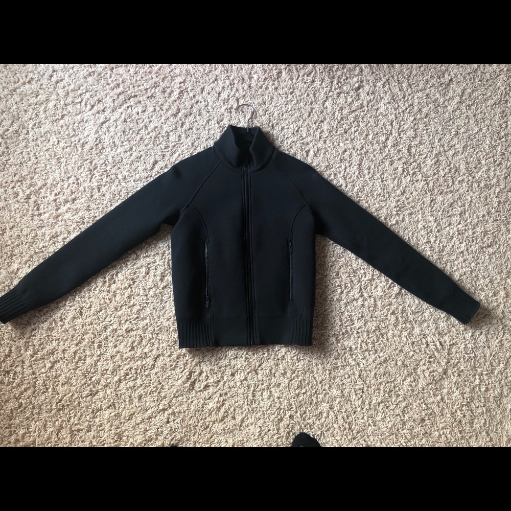 Lululemon black jacket